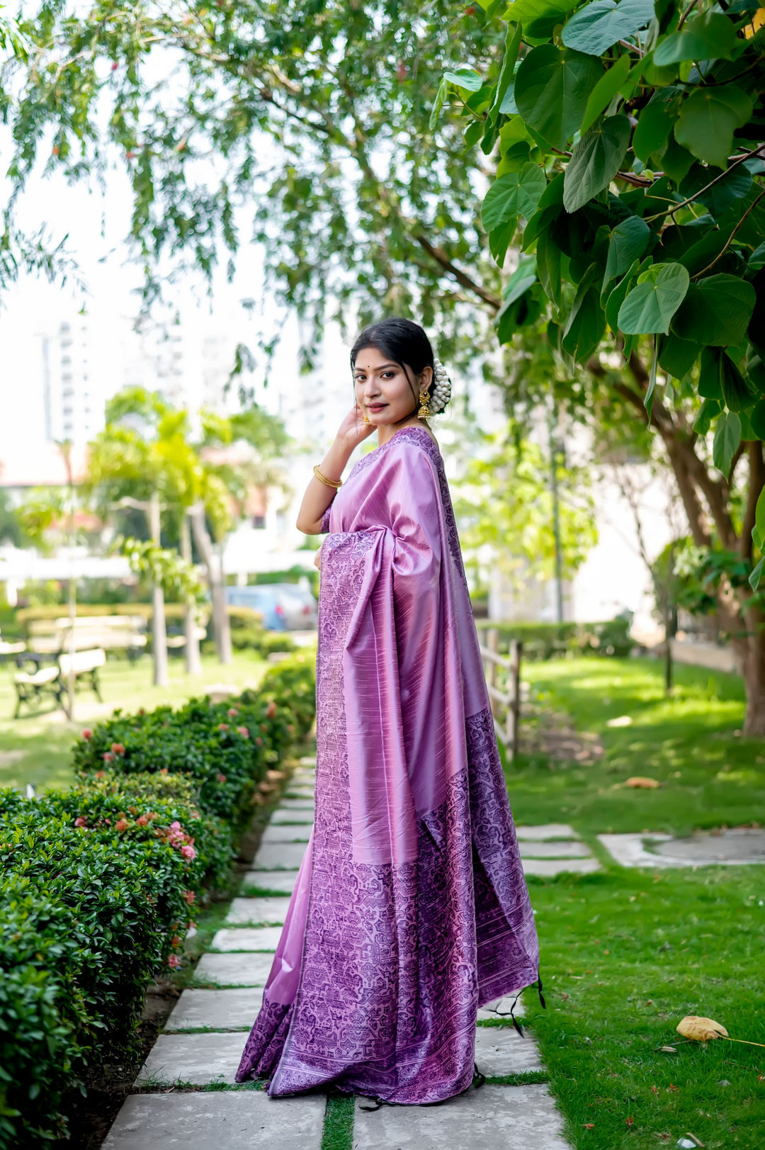 Lavender Handloom Raw Silk Saree