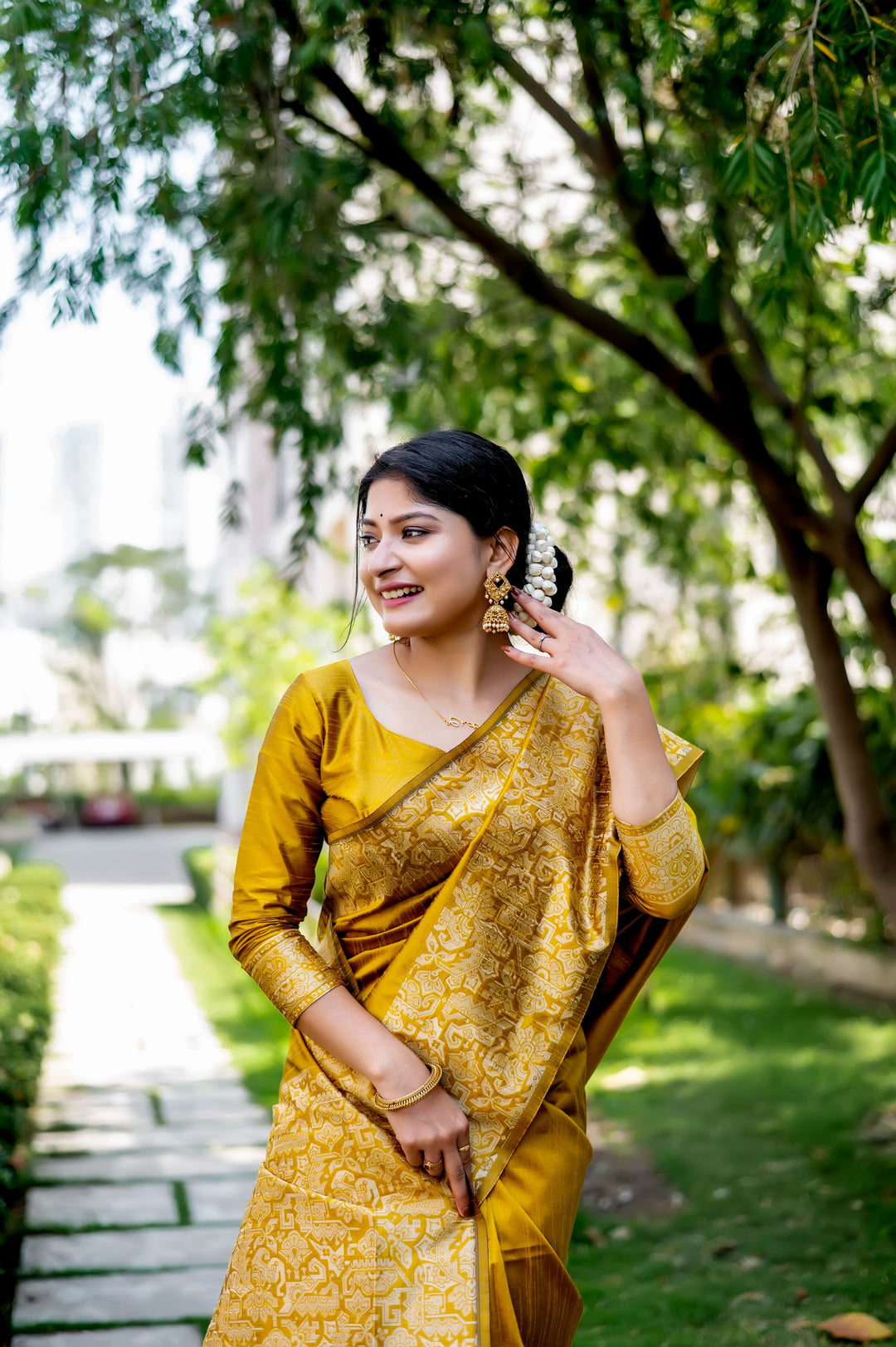 Yellow Handloom Raw Silk Saree