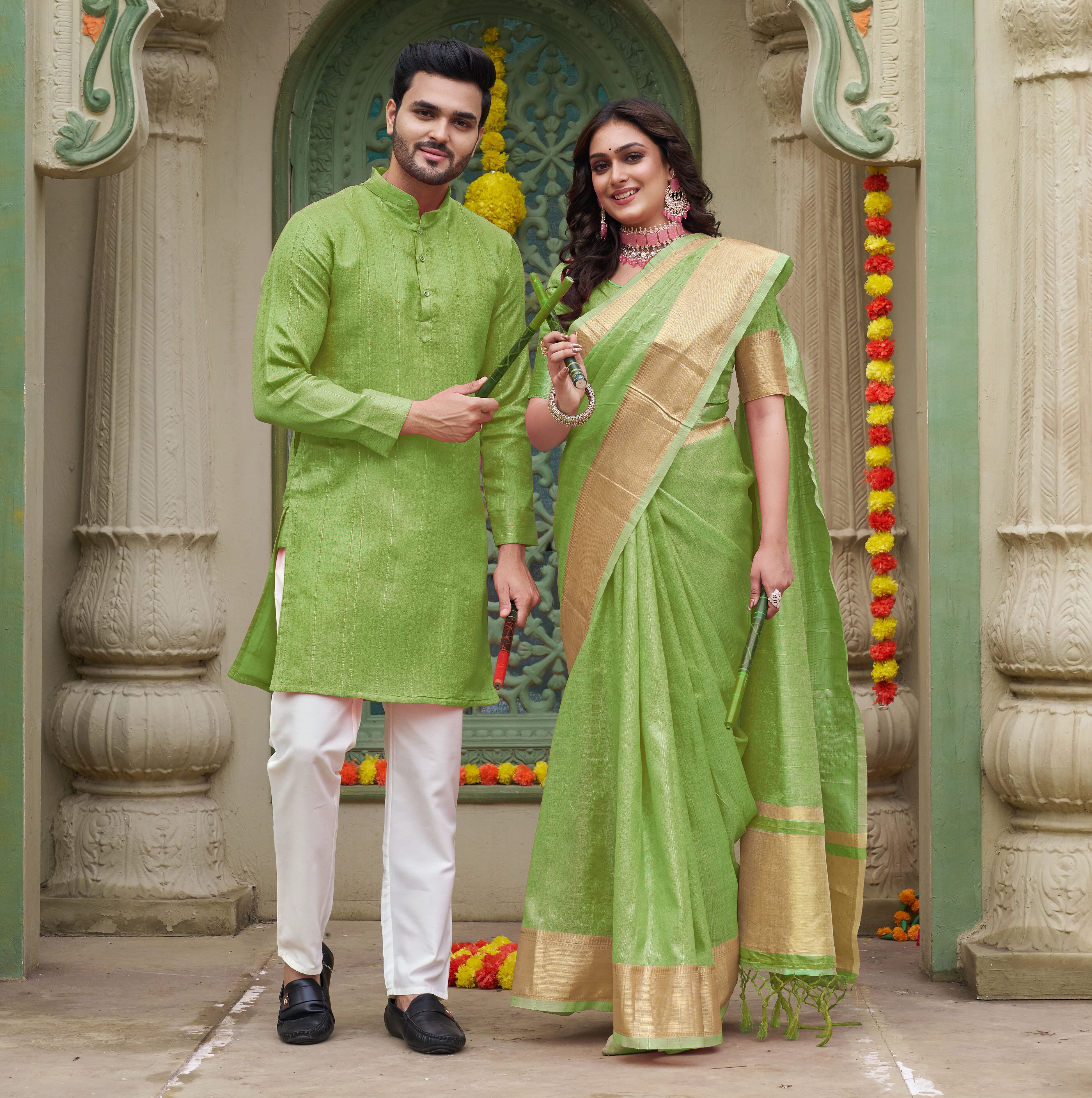 VISHU SPECIAL Kerala tissue saree with designer BP ( plain. Saree with green  boarder only)… | Bridal blouse designs, Silk saree blouse designs, Blouse  designs silk